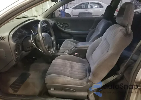 2001 Pontiac Grand Prix Gt z USA, uszkodzony, nr VIN 1G2WP12K41F236700